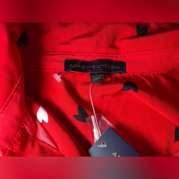 Adrienne Vittadini Woman’s Red Heart Blouse Size Small NEW Collared - Picture 7 of 9